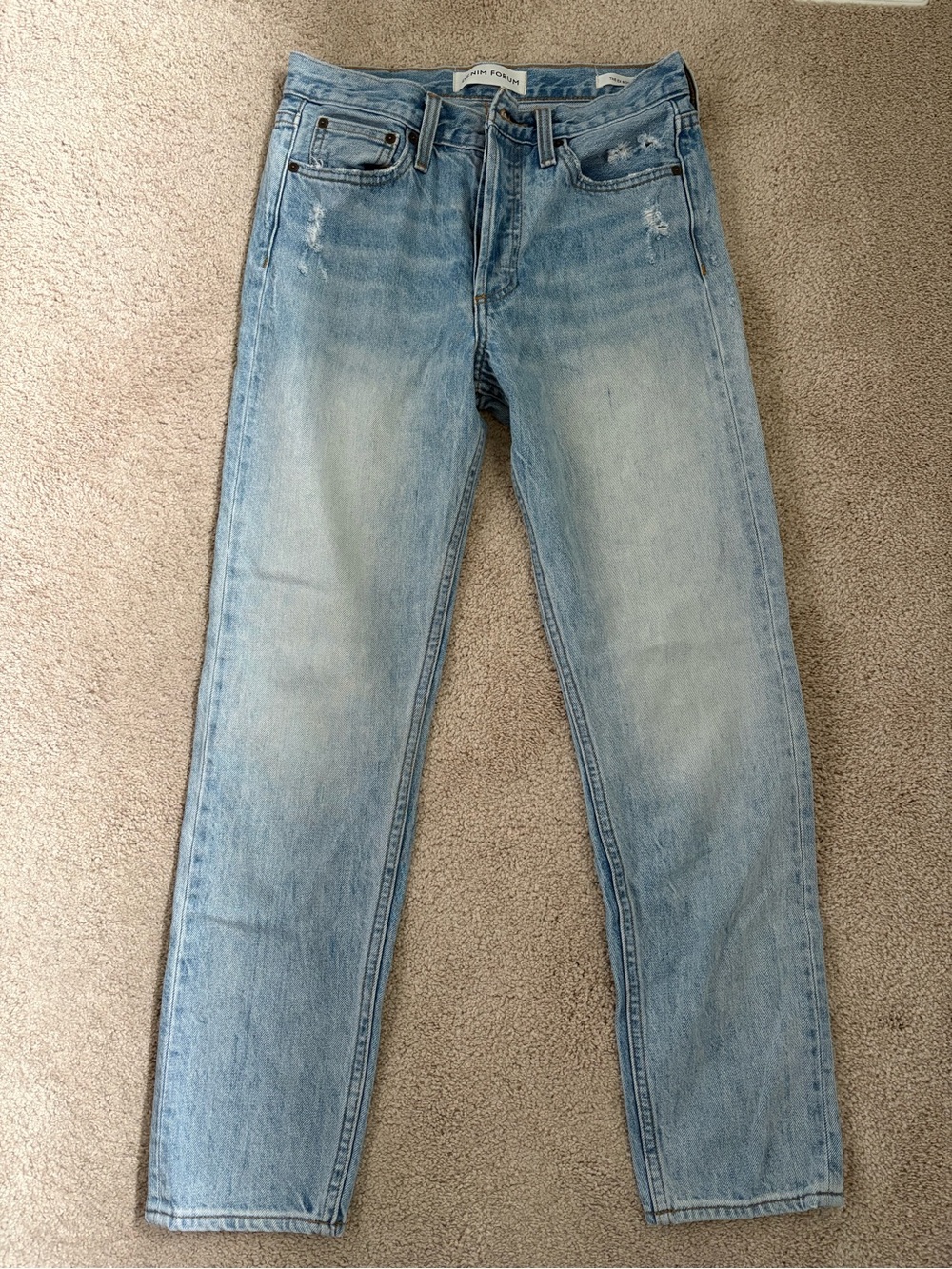 Aritzia Denim Forum Light Blue Women’s Jeans - Classic Straight Fit